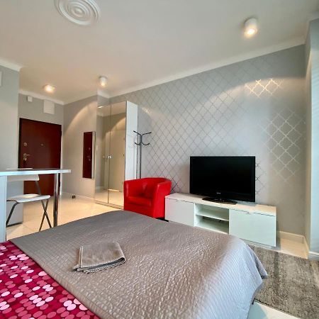 Studio Flat Triton Park Varsovia Exterior foto