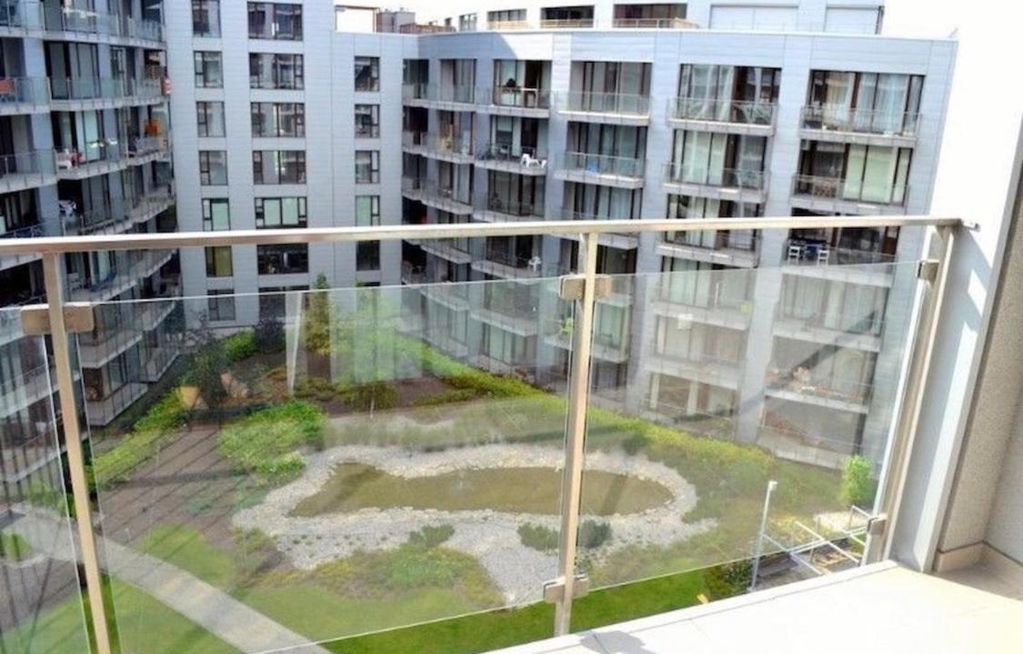 Studio Flat Triton Park Varsovia Exterior foto